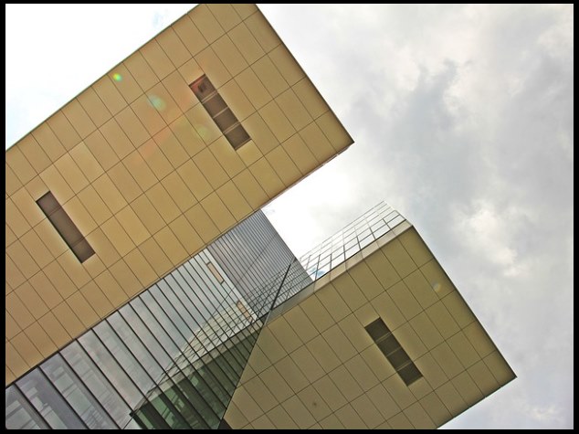 기초생활수급자 지원금은 언제 나오나요?